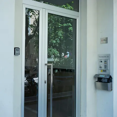 Luxury House Mare & Parcheggio 10mt Apartmán